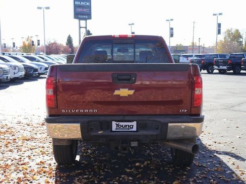 Used 2013 Chevrolet Silverado 2500 LTZ w/ LTZ Plus Package image 5
