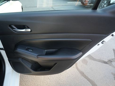 Used 2019 Nissan Altima 2.5 SR w/ SR Premium Package image 25