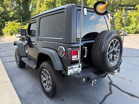 Certified 2025 Jeep Wrangler Sport AWD/4WD image 18