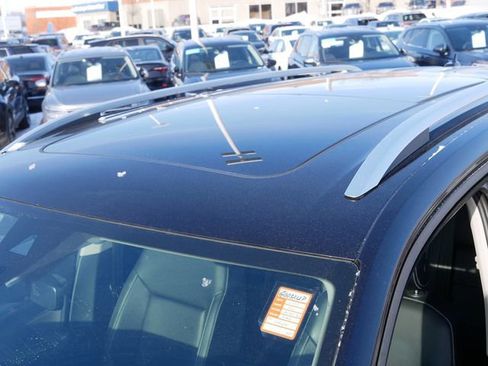 Certified 2023 Volkswagen Atlas SEL image 11