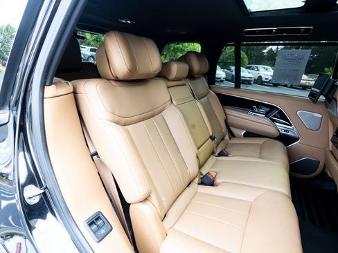 Used 2024 Land Rover Range Rover Long Wheelbase Autobiography AWD/4WD image 62