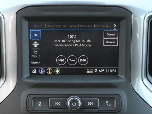 Used 2025 Chevrolet Silverado 1500 Custom image 19