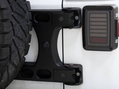 Used 2017 Jeep Wrangler Unlimited Sport w/ Quick Order Package 24S AWD/4WD image 77