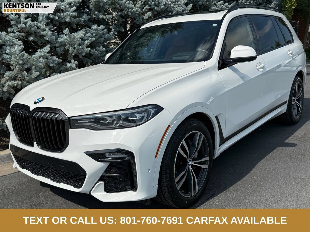 Used 2022 BMW X7 xDrive40i w/ M Sport Package AWD/4WD image 3