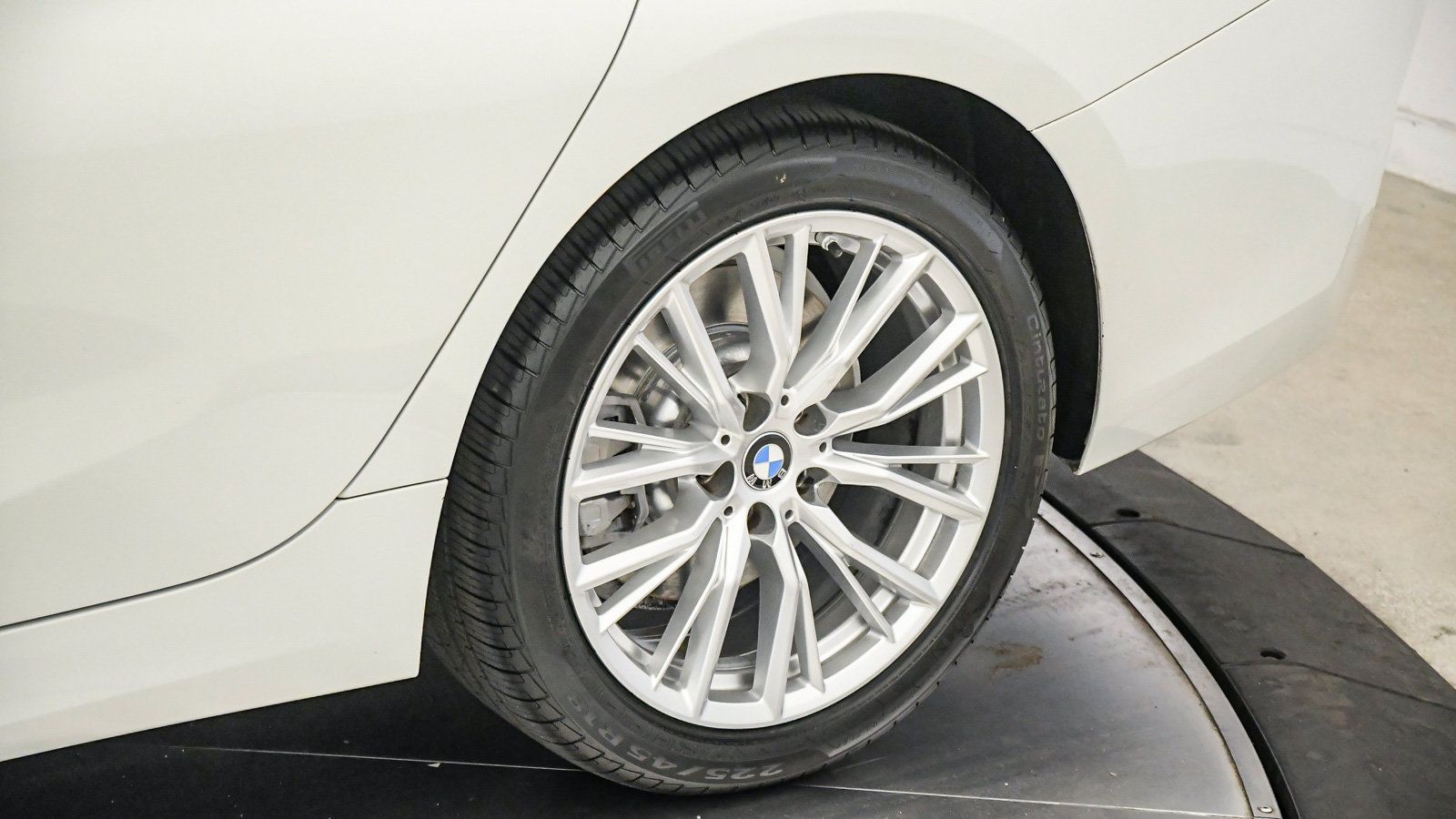 Used 2023 BMW 330i Sedan w/ Premium Package RWD image 11
