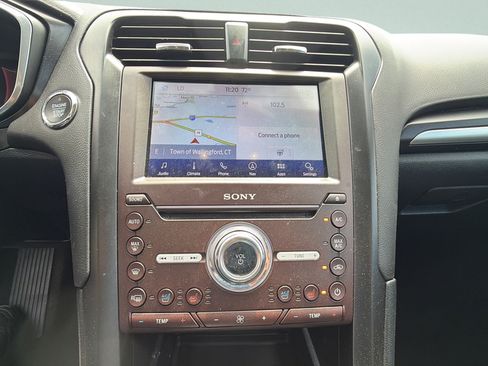 Used 2020 Ford Fusion Energi Titanium FWD image 16