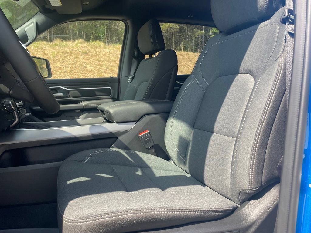 New 2026 RAM 1500 Big Horn AWD/4WD image 12
