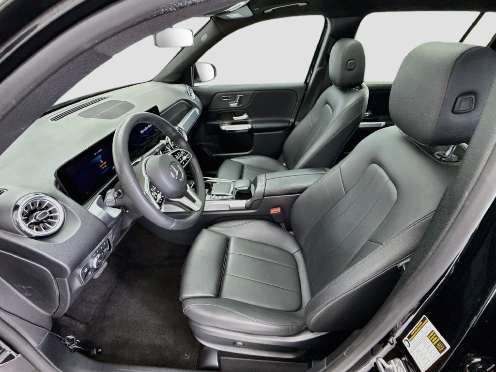 Used 2023 Mercedes-Benz GLB 250 image 18
