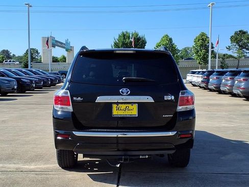 Used 2011 Toyota Highlander Limited AWD/4WD image 22