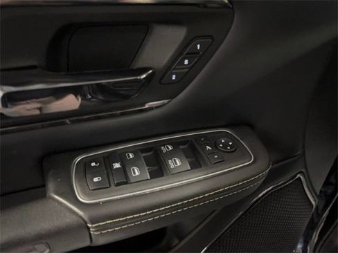 Used 2023 RAM 1500 Limited w/ Trailer Tow Group image 15