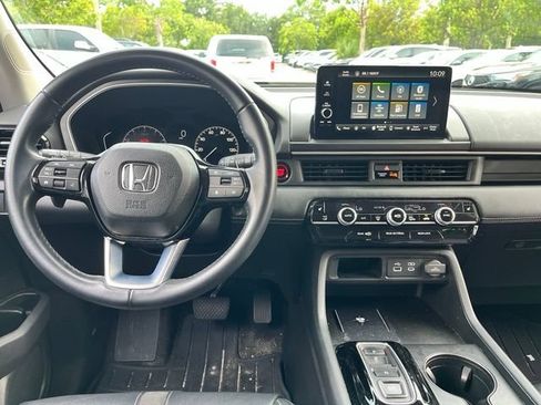 Used 2023 Honda Pilot EX-L image 10