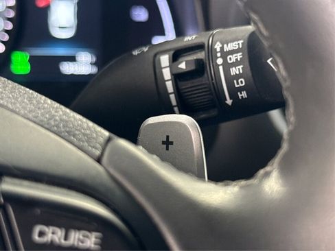 Used 2018 Hyundai Ioniq SEL FWD image 29