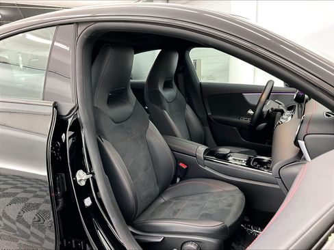 Used 2022 Mercedes-Benz CLA 250 image 6