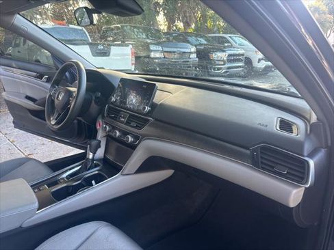 Used 2019 Honda Accord LX image 15