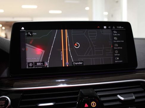 Certified 2022 BMW 530i w/ Premium Package image 17