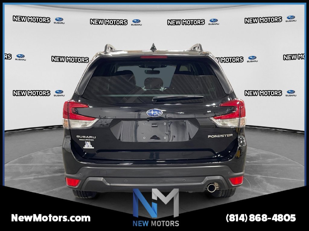 Used 2023 Subaru Forester Limited AWD/4WD image 4