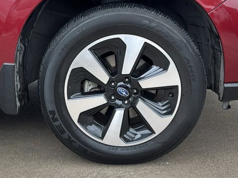 Used 2017 Subaru Forester 2.5i Premium w/ All-Weather Package image 32