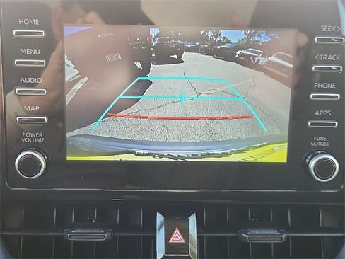 Used 2020 Toyota Corolla L image 14