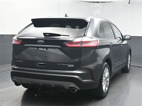 Used 2020 Ford Edge Titanium image 7