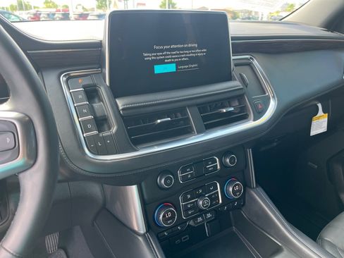 Used 2023 Chevrolet Tahoe Z71 w/ Luxury Package AWD/4WD image 12