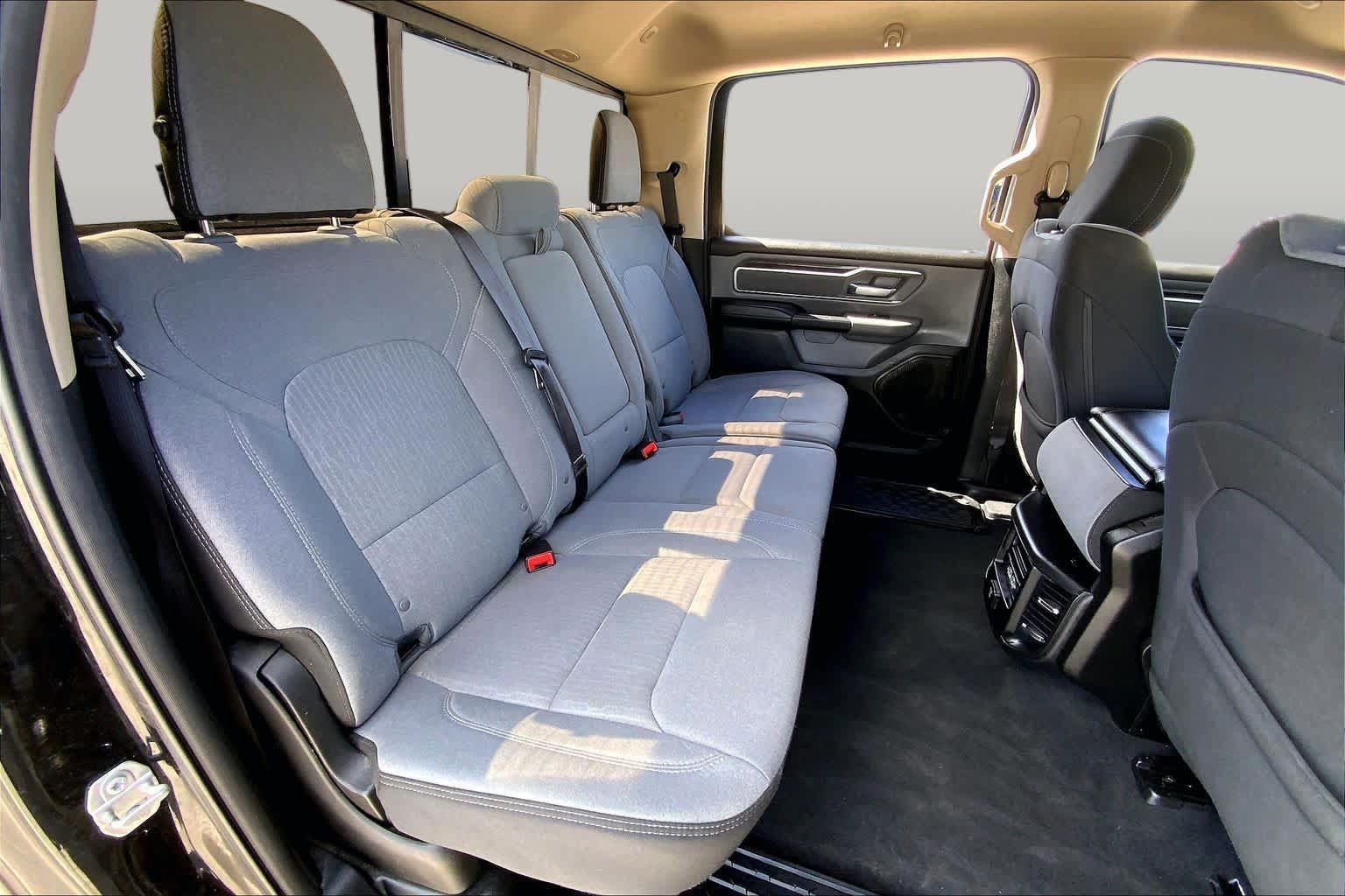 Used 2019 RAM 1500 Big Horn RWD image 19