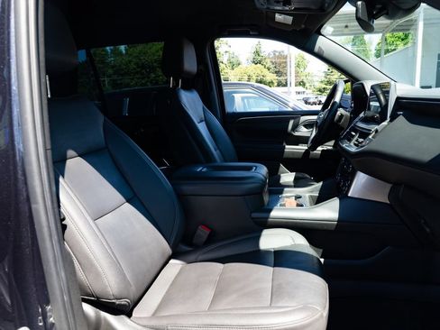 Used 2023 Chevrolet Tahoe LT AWD/4WD image 25