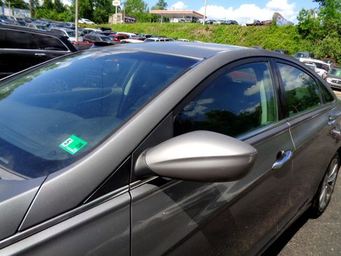 Used 2012 Hyundai Sonata SE image 11