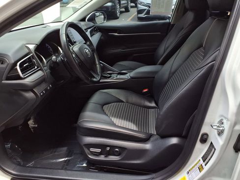 Certified 2023 Toyota Camry SE FWD image 17