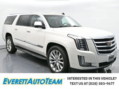 Used 2017 Cadillac Escalade ESV Luxury