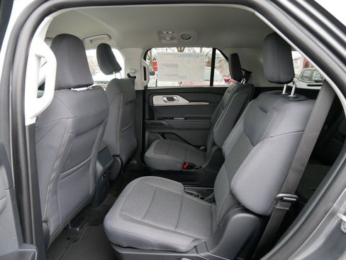 New 2026 Ford Explorer Active image 6