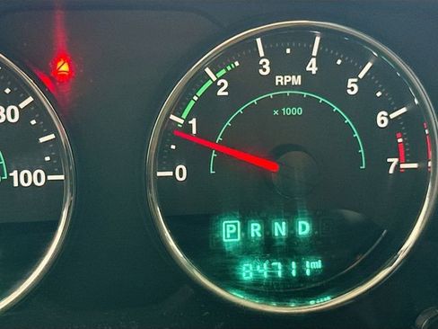 Used 2016 Jeep Wrangler Unlimited Rubicon image 13