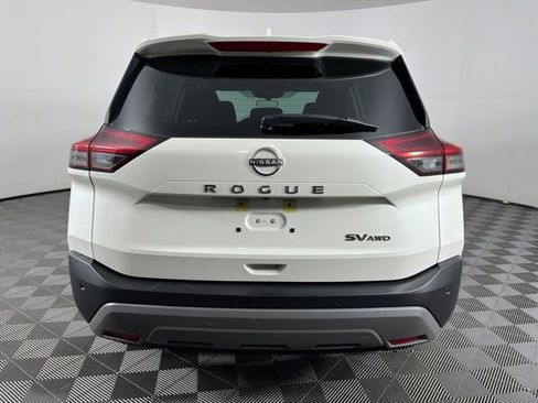 Used 2023 Nissan Rogue SV AWD/4WD image 10
