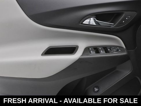 Used 2024 Chevrolet Equinox LT w/ LPO, Floor Liner Package image 5