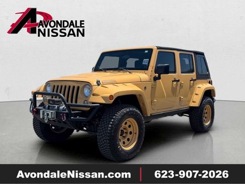 Used 2014 Jeep Wrangler Unlimited Rubicon w/ Connectivity Group AWD/4WD image 1