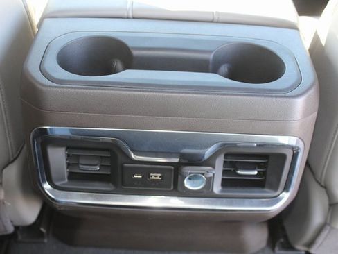 Used 2022 Chevrolet Silverado 2500 LTZ w/ LTZ Premium Package image 24