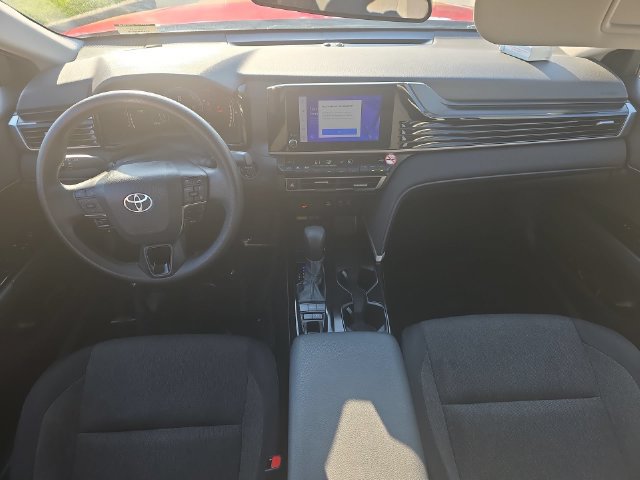 Used 2025 Toyota Camry LE FWD image 10