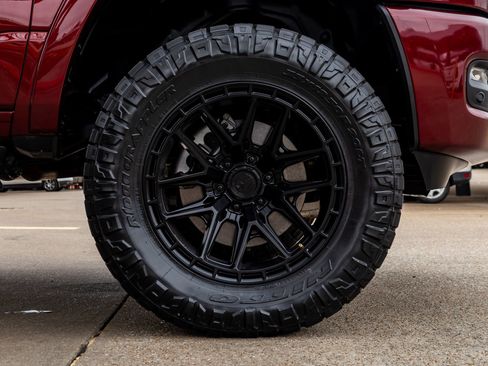 Used 2025 RAM 1500 Laramie w/ Laramie Southwest Edition image 12