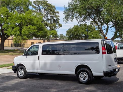 Used 2023 Chevrolet Express 3500 LS image 7