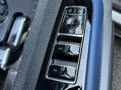 New 2026 Cadillac Vistiq Premium Luxury image 22