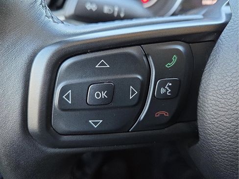 Used 2022 Jeep Gladiator Sport image 18