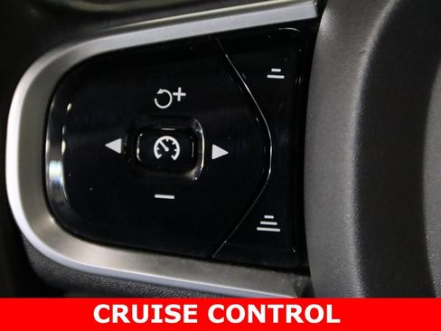 Used 2018 Volvo XC90 T6 Inscription w/ Convenience Package image 17