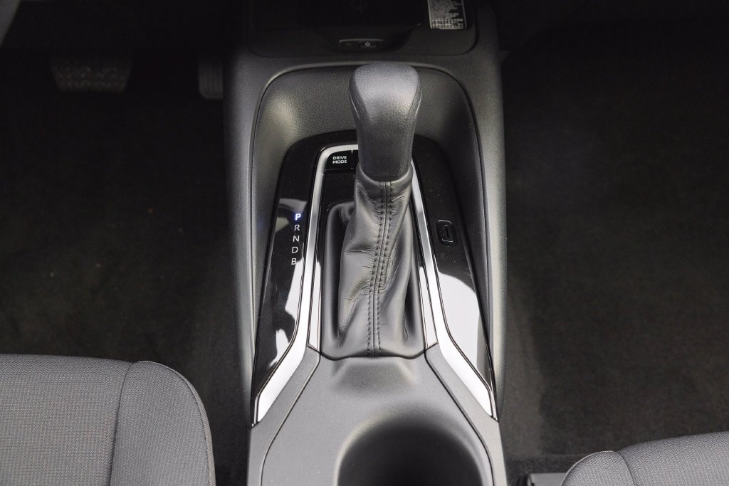 New 2027 Toyota Corolla LE w/ LE Premium Package FWD image 10