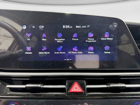 Used 2025 Kia Niro Wind w/ Wind Preserve Package FWD image 13