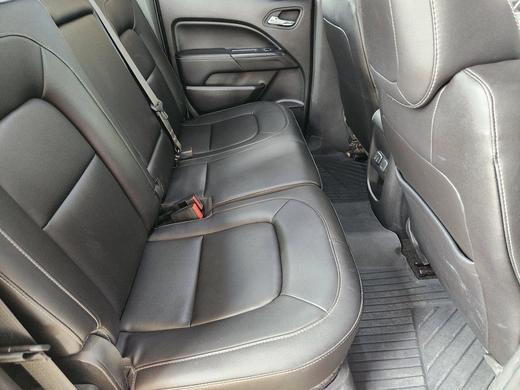 Used 2016 GMC Canyon SLT w/ Driver Alert Package RWD image 32
