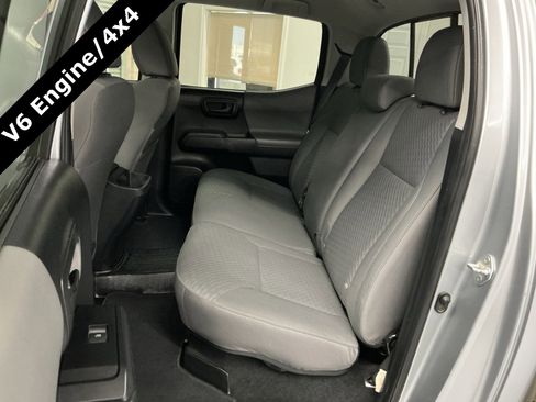 Used 2022 Toyota Tacoma SR5 image 16