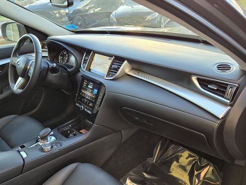 Certified 2020 INFINITI QX50 Luxe w/ Navigation Package image 20