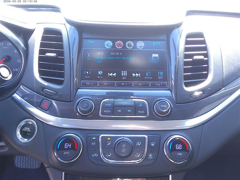 Used 2019 Chevrolet Impala LT FWD image 12