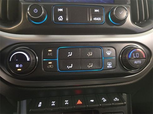 Used 2019 Chevrolet Colorado ZR2 image 18