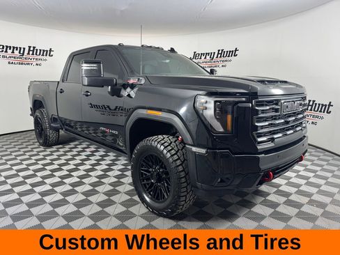 Used 2025 GMC Sierra 2500 AT4 w/ AT4 Premium Plus Package image 6