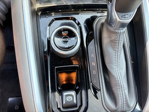 Used 2023 Chevrolet Colorado ZR2 AWD/4WD image 28